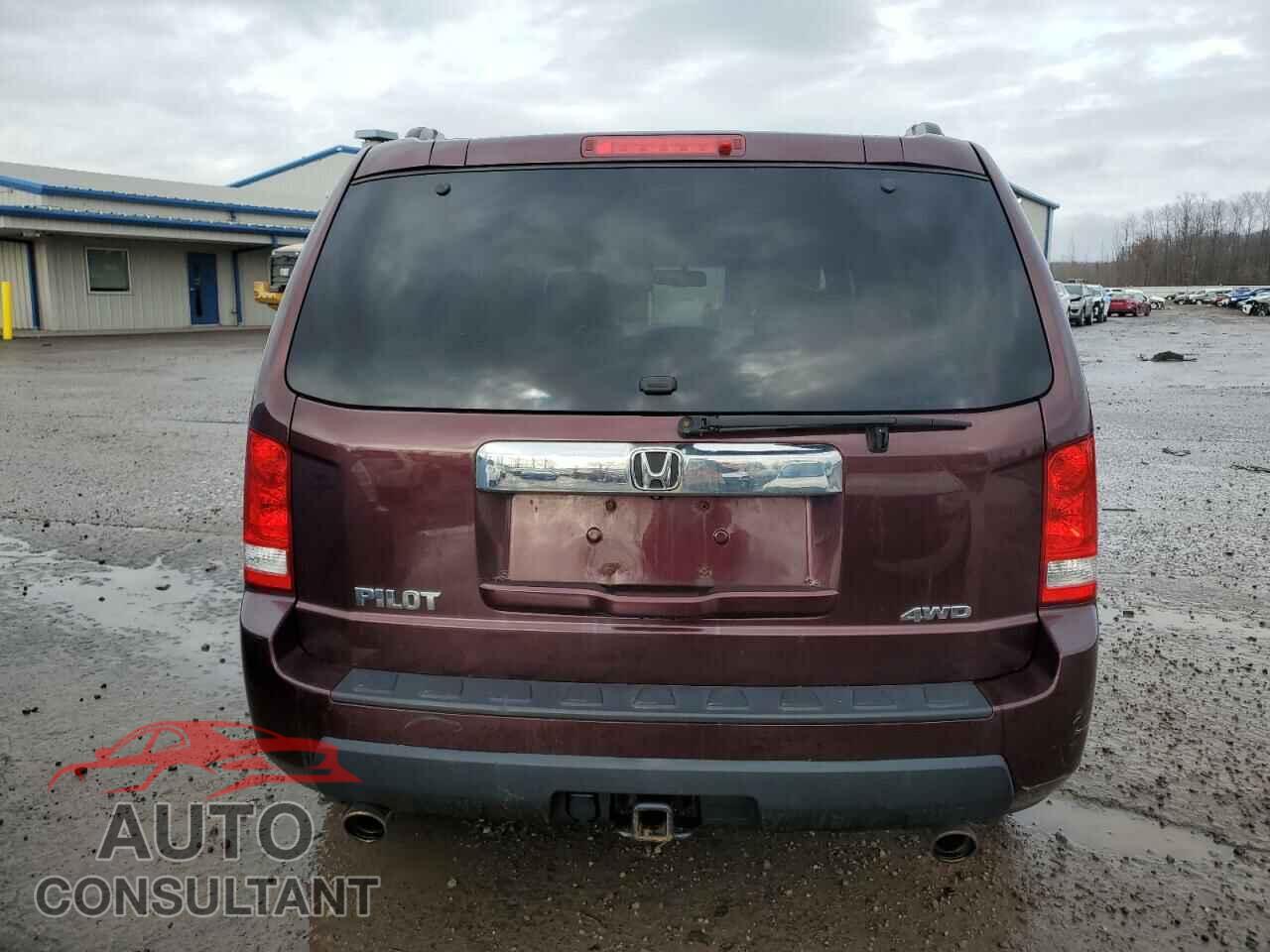 HONDA PILOT 2011 - 5FNYF4H69BB074345