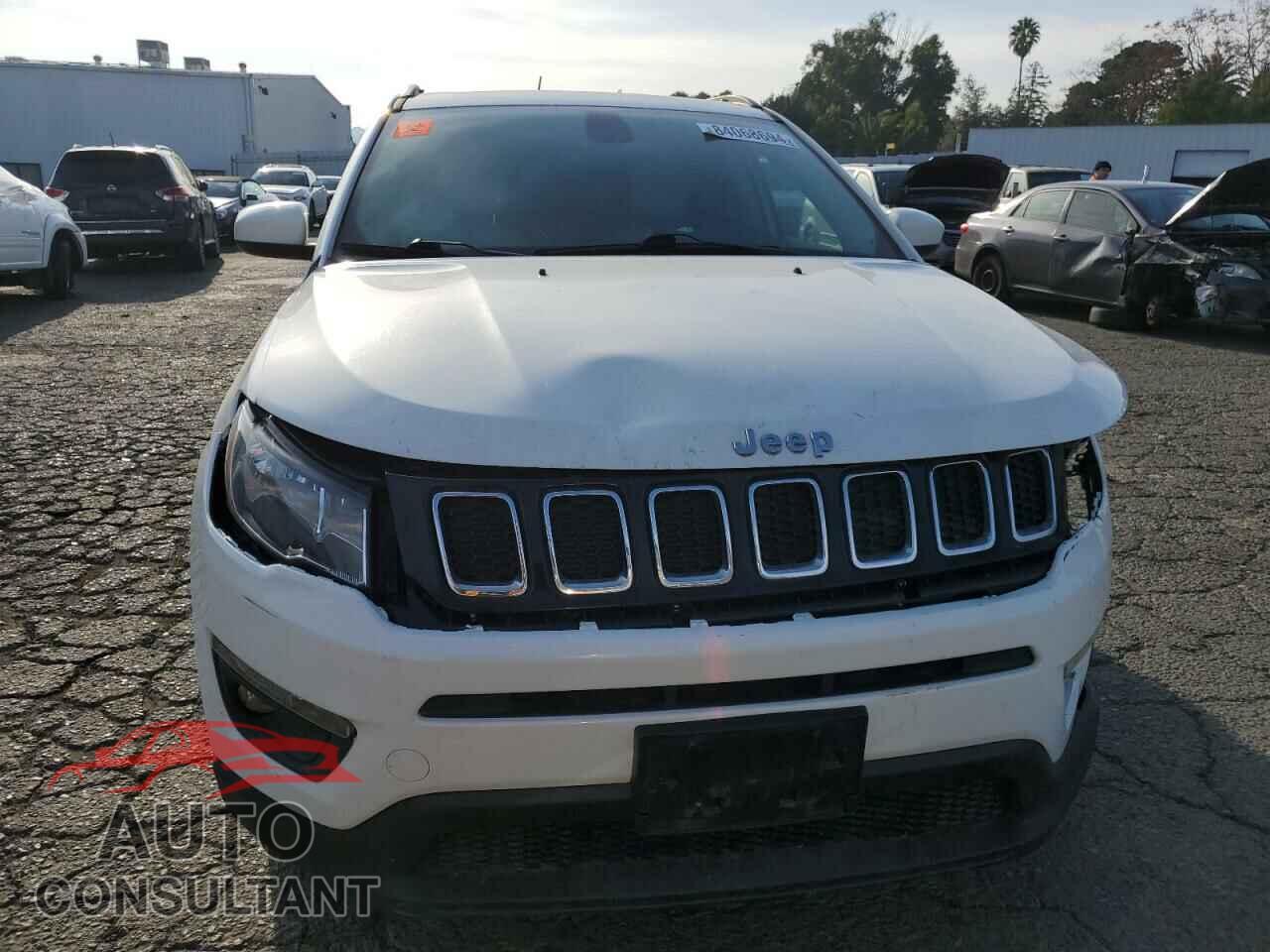 JEEP COMPASS 2019 - 3C4NJCBB8KT832260