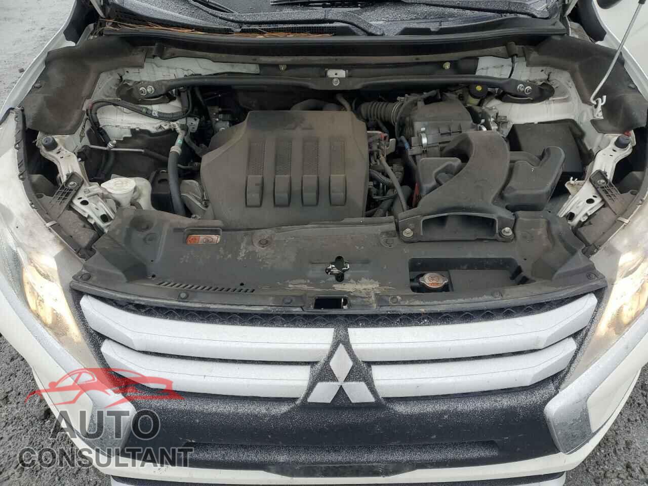 MITSUBISHI ECLIPSE 2018 - JA4AT5AA4JZ039133