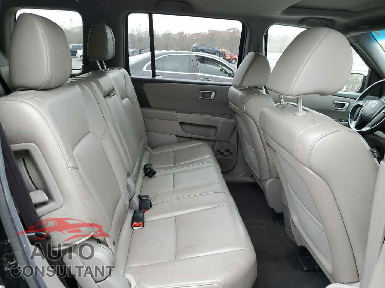 HONDA PILOT 2012 - 5FNYF4H70CB056469