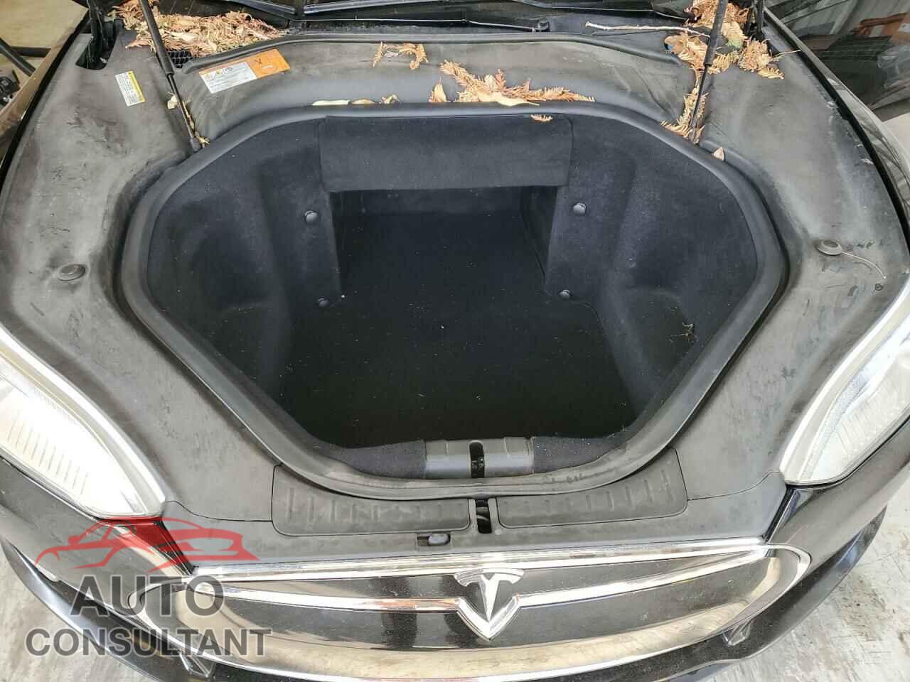 TESLA MODEL S 2013 - 5YJSA1DP9DFP26689