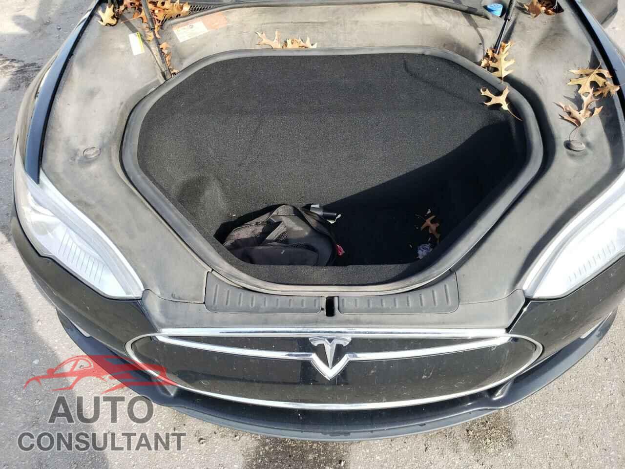 TESLA MODEL S 2015 - 5YJSA1S28FF095427