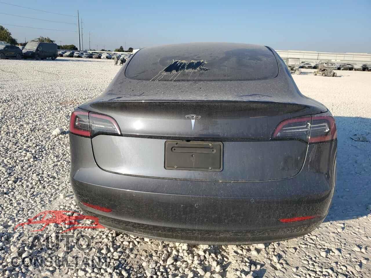 TESLA MODEL 3 2019 - 5YJ3E1EA0KF314399