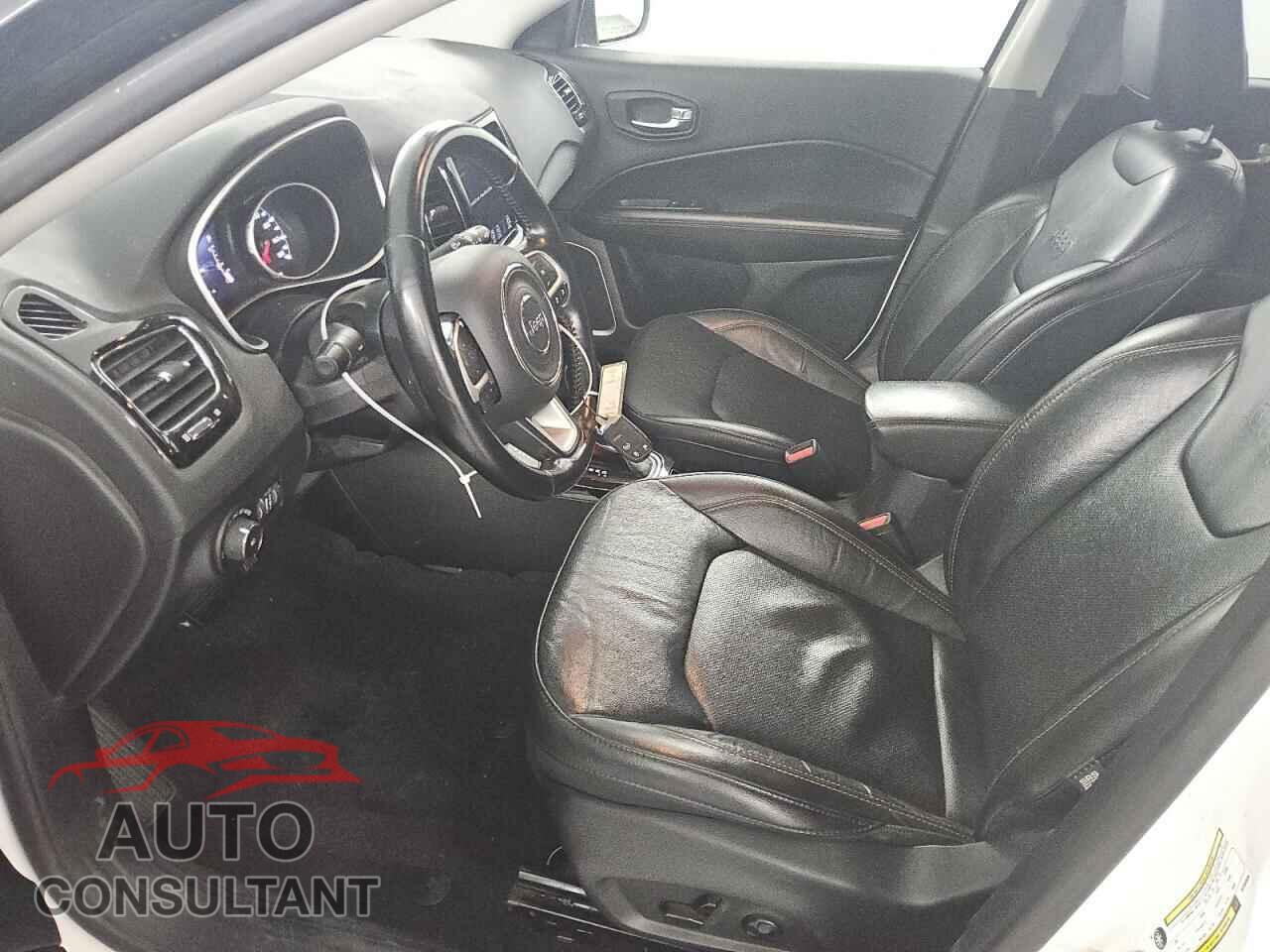 JEEP COMPASS 2021 - 3C4NJDCB6MT604538
