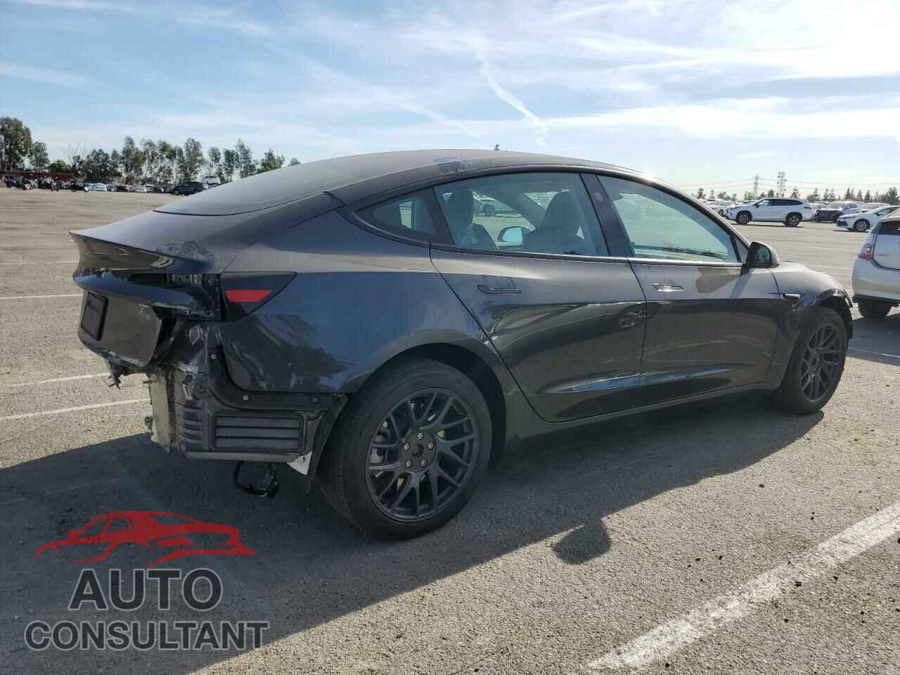 TESLA MODEL 3 2024 - 5YJ3E1EA3RF721577