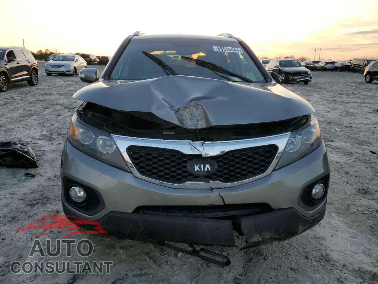 KIA SORENTO 2012 - 5XYKTCA69CG256544