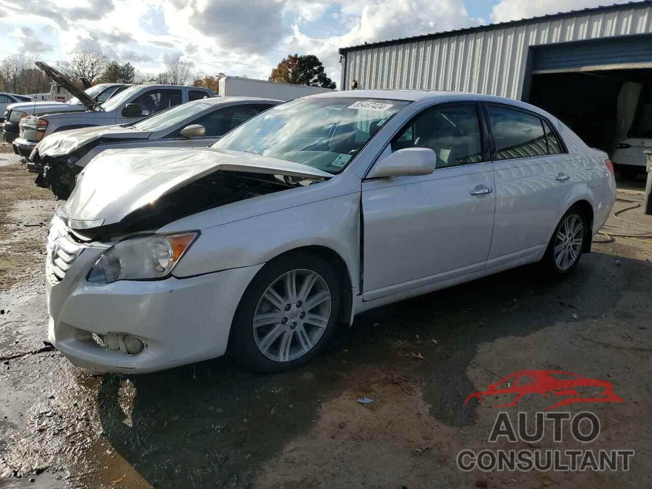 TOYOTA AVALON 2010 - 4T1BK3DB5AU359897