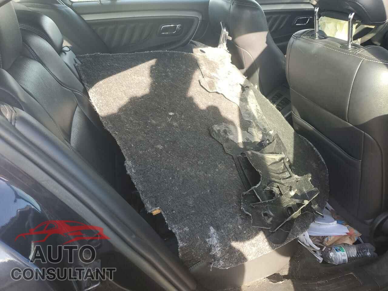 FORD TAURUS 2017 - 1FAHP2E99HG106439