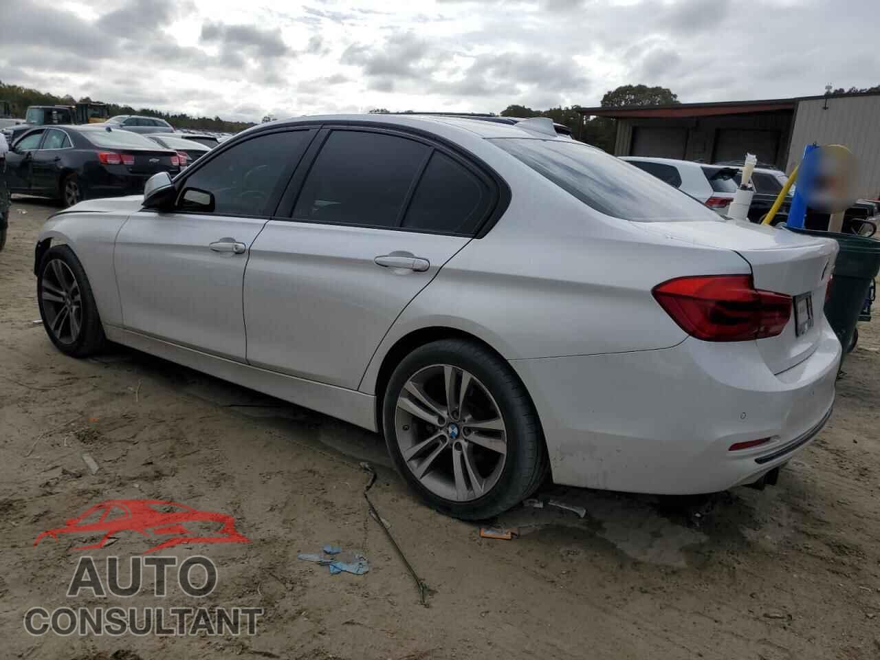 BMW 3 SERIES 2016 - WBA8E9G58GNU28337