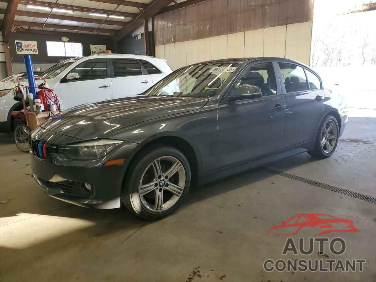 BMW 3 SERIES 2013 - WBA3B3G53DNR80212
