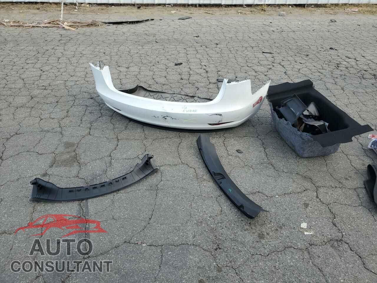 TESLA MODEL 3 2021 - 5YJ3E1EA6MF053119