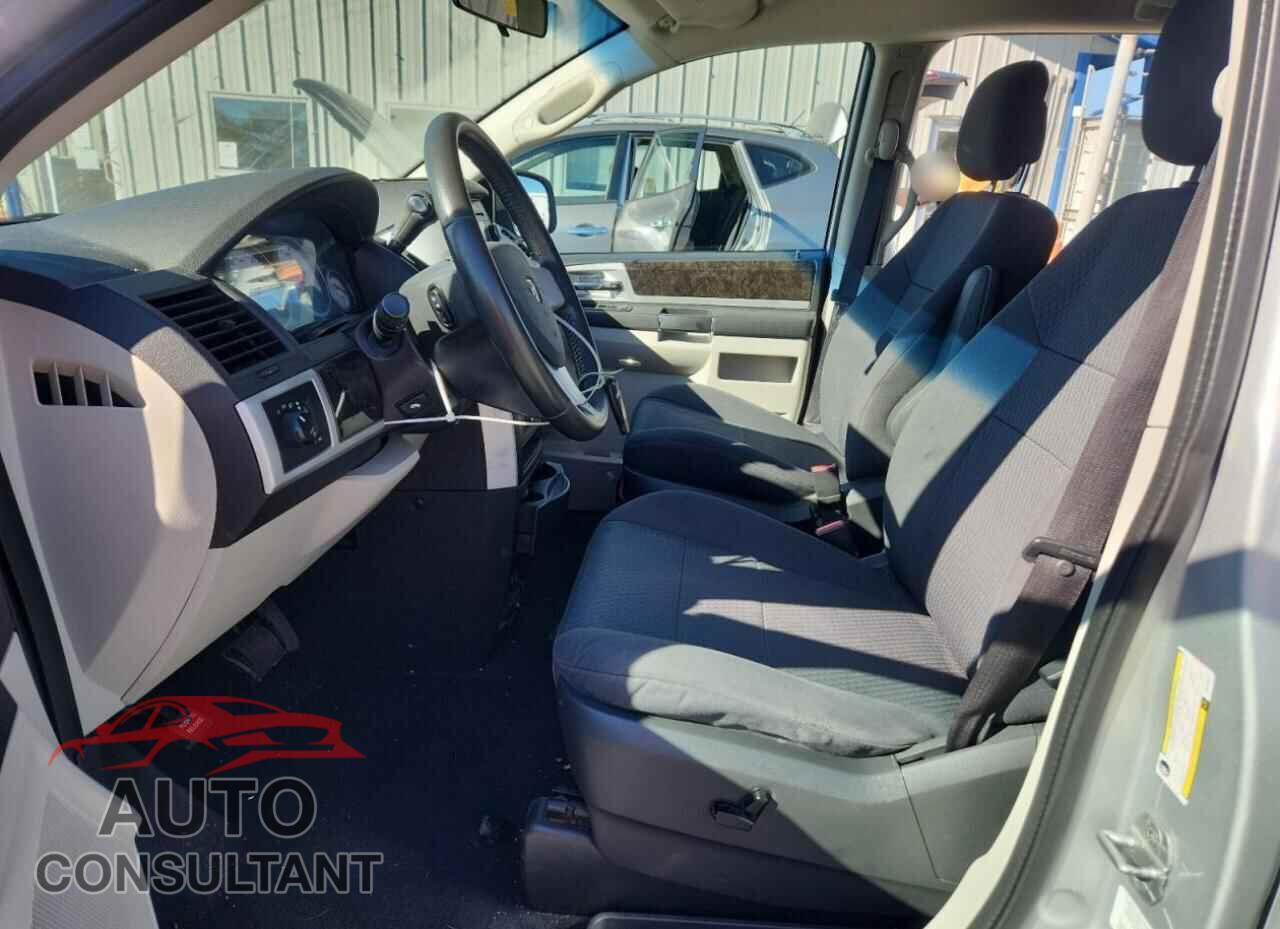 DODGE CARAVAN 2010 - 2D4RN5D11AR482917