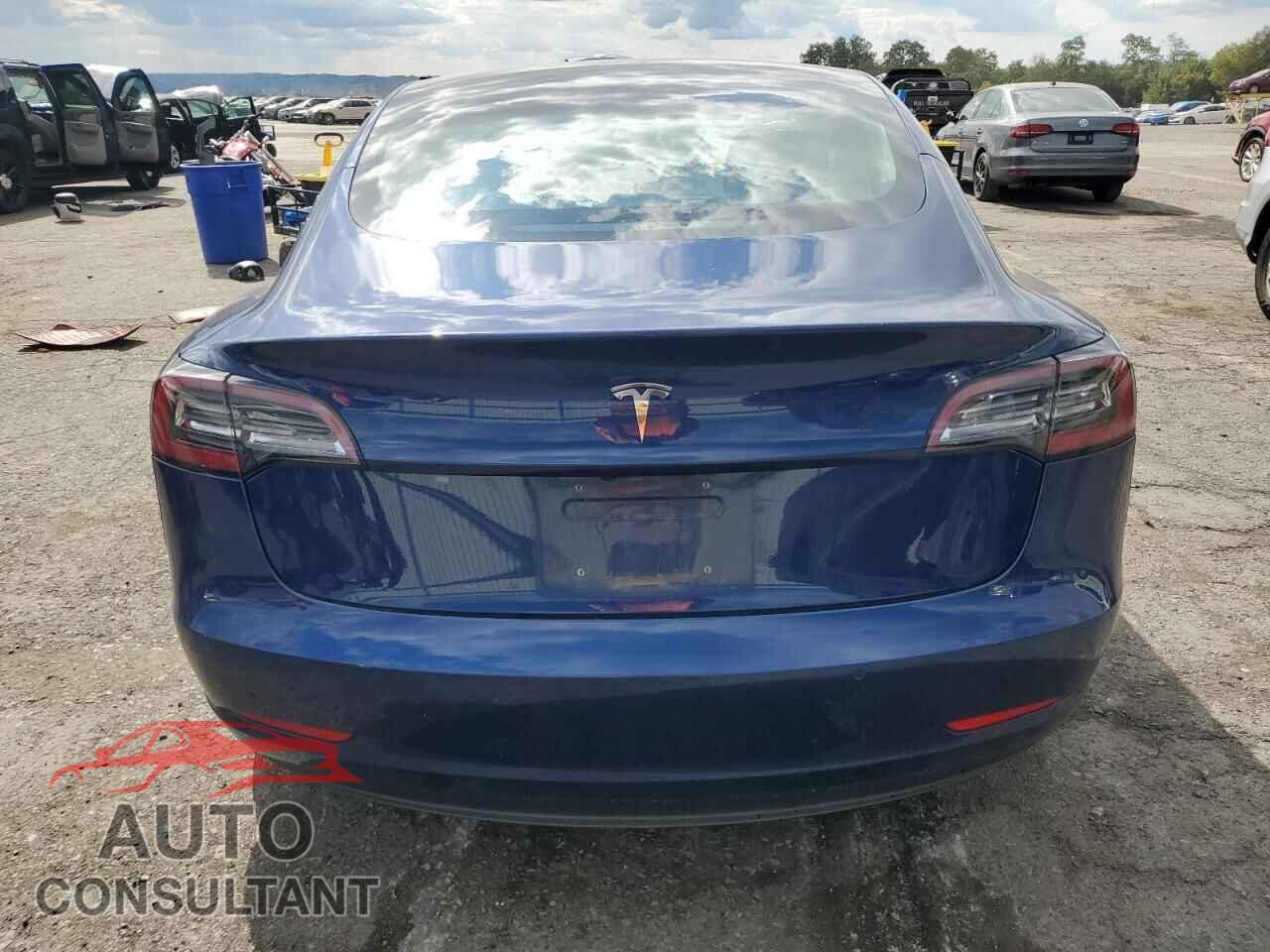 TESLA MODEL 3 2018 - 5YJ3E1EB7JF116104