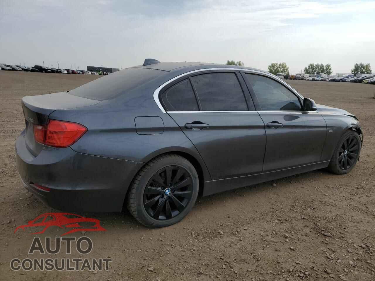 BMW 3 SERIES 2012 - WBA3A5C5XCF258264