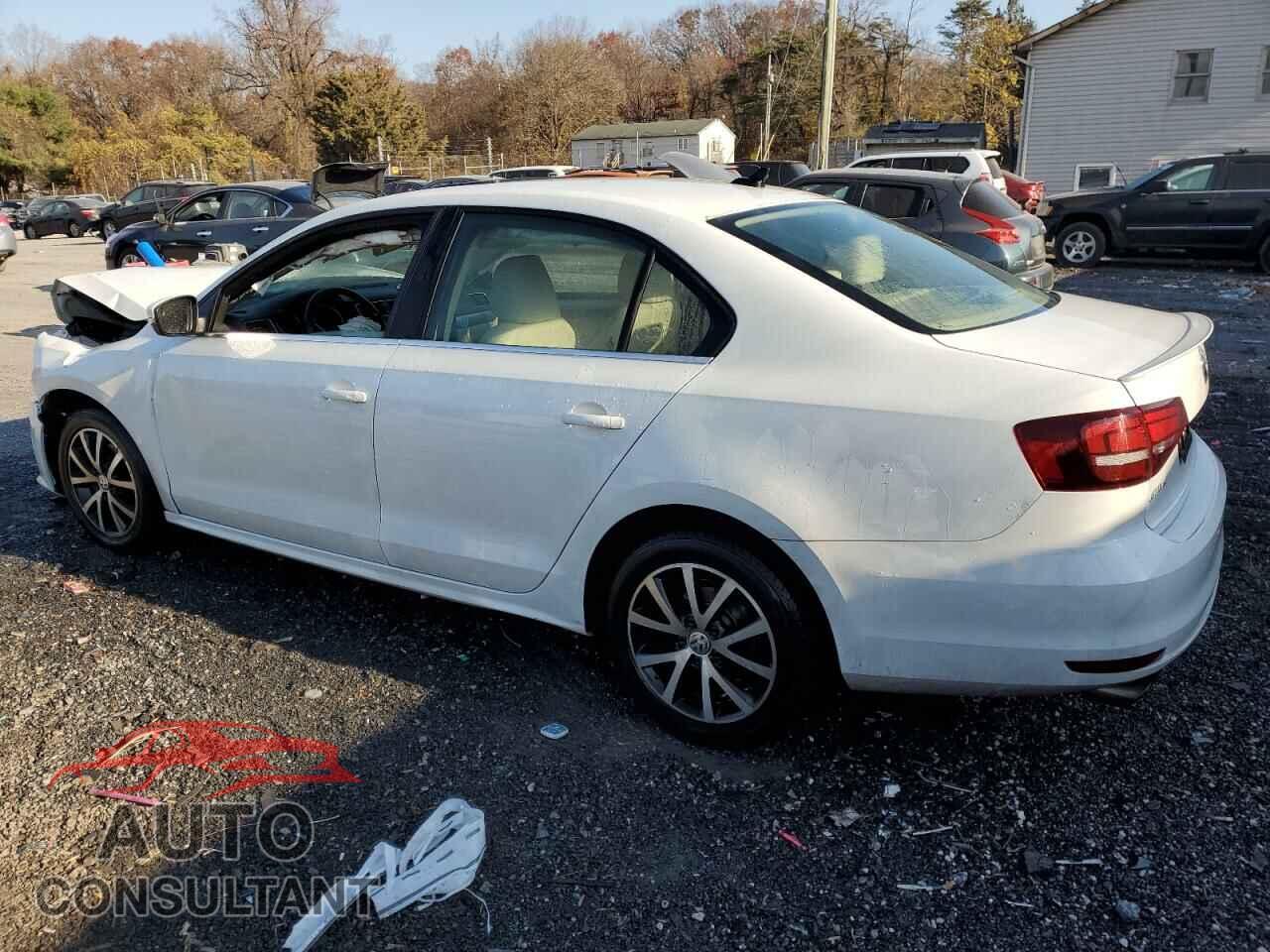 VOLKSWAGEN JETTA 2017 - 3VWB67AJ1HM407497