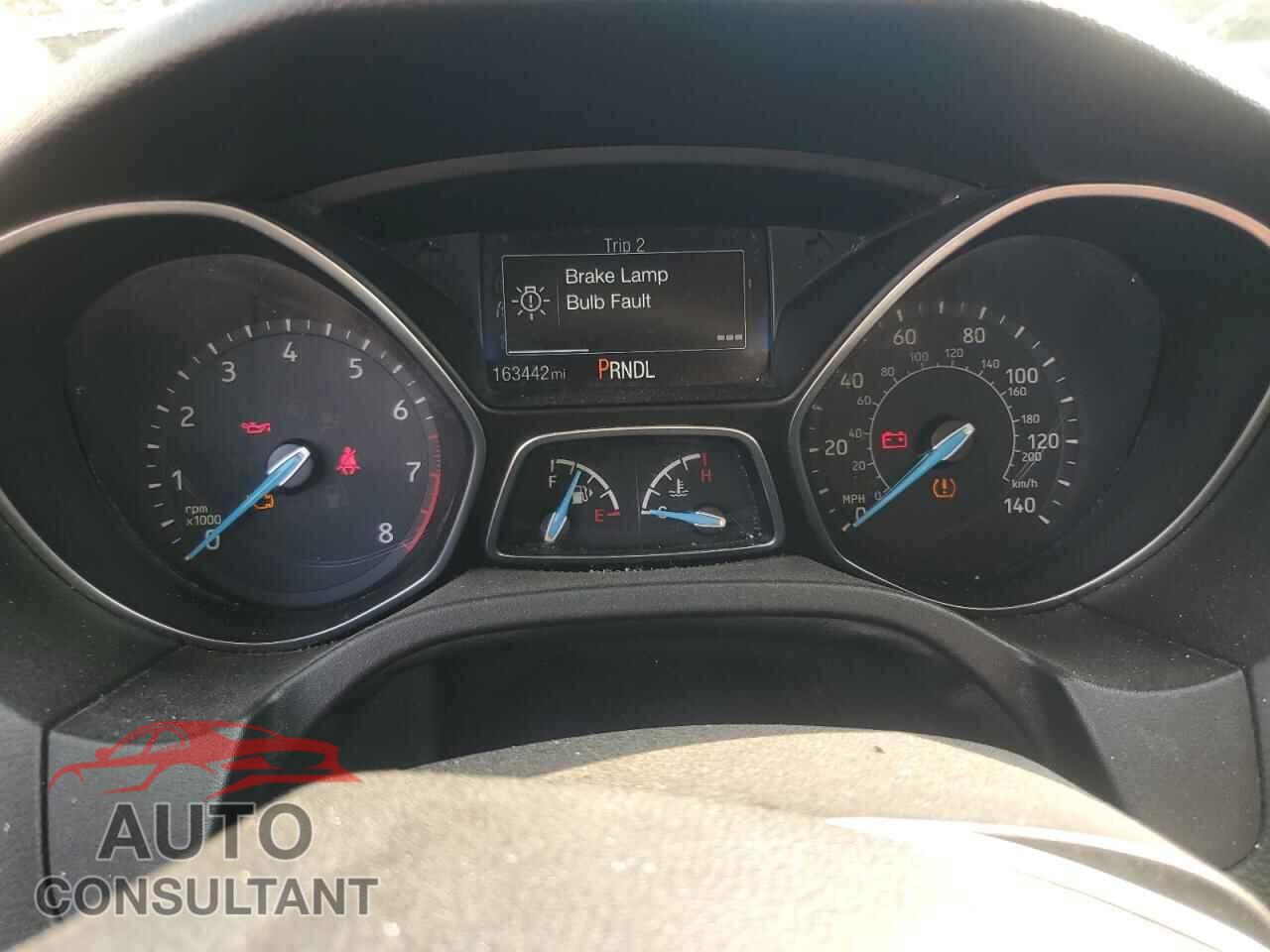 FORD FOCUS 2018 - 1FADP3E24JL308030