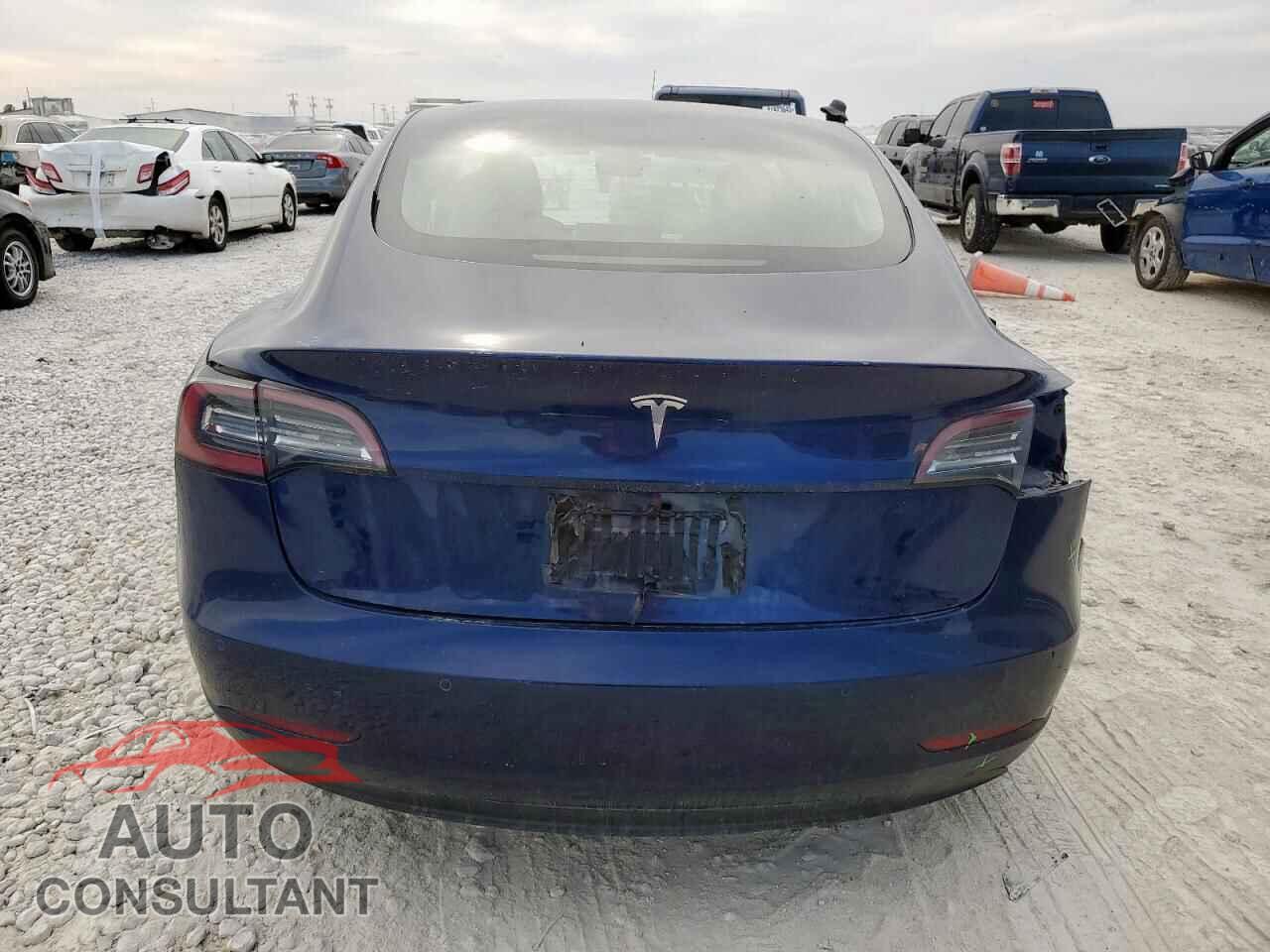 TESLA MODEL 3 2021 - 5YJ3E1EA0MF976437