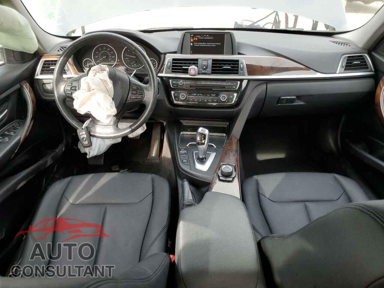 BMW 3 SERIES 2016 - WBA8E5G53GNU21207