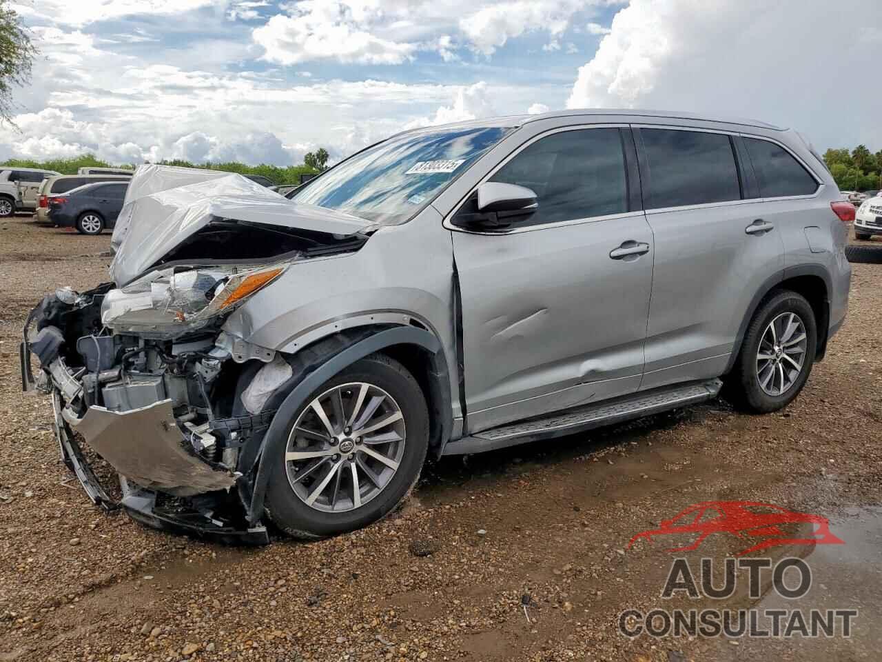 TOYOTA HIGHLANDER 2018 - 5TDJZRFH8JS538178
