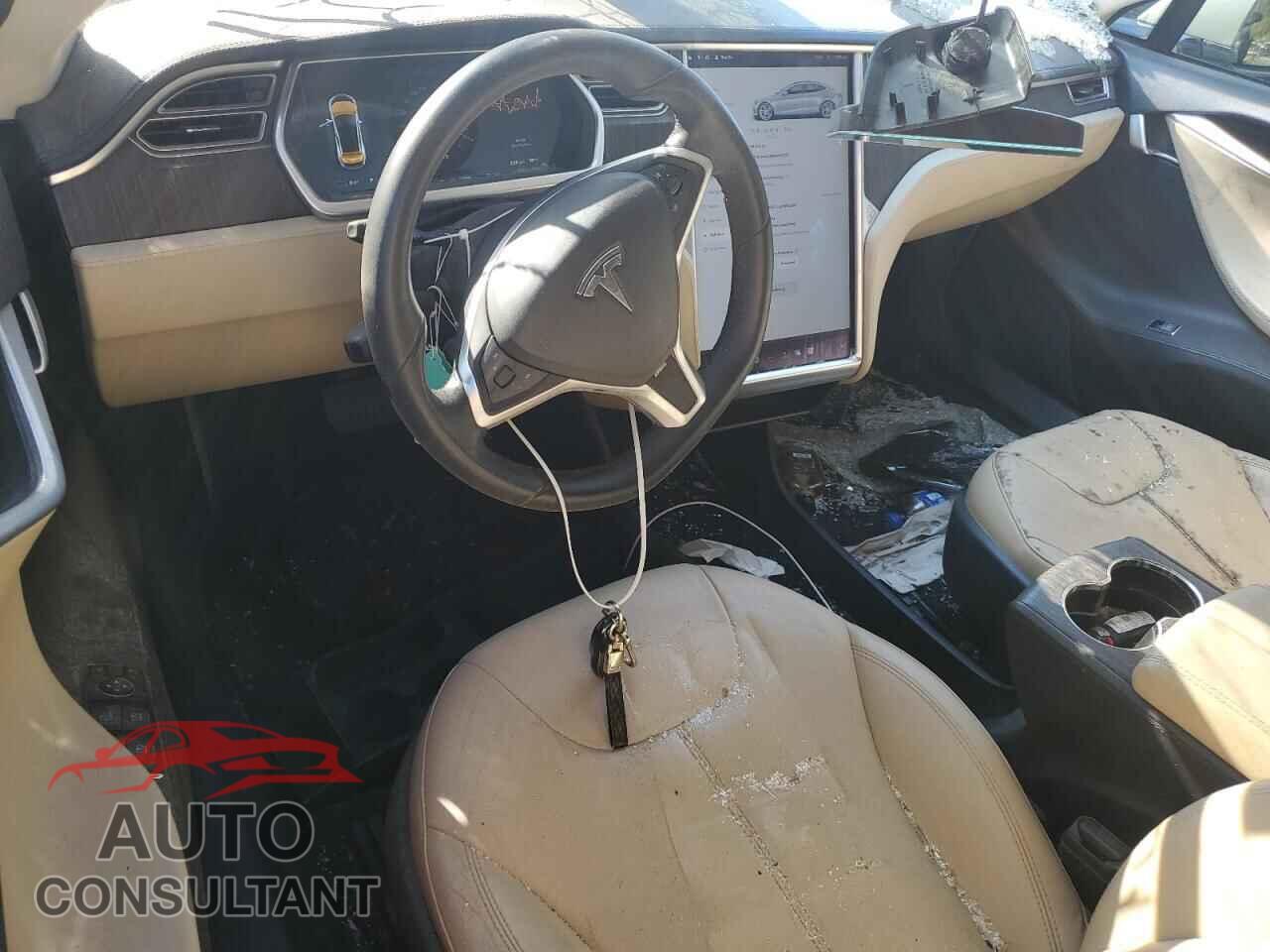 TESLA MODEL S 2013 - 5YJSA1CN5DFP15737