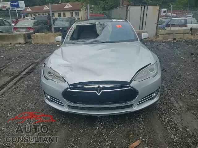 TESLA MODEL S 2013 - 5YJSA1CN5DFP15737