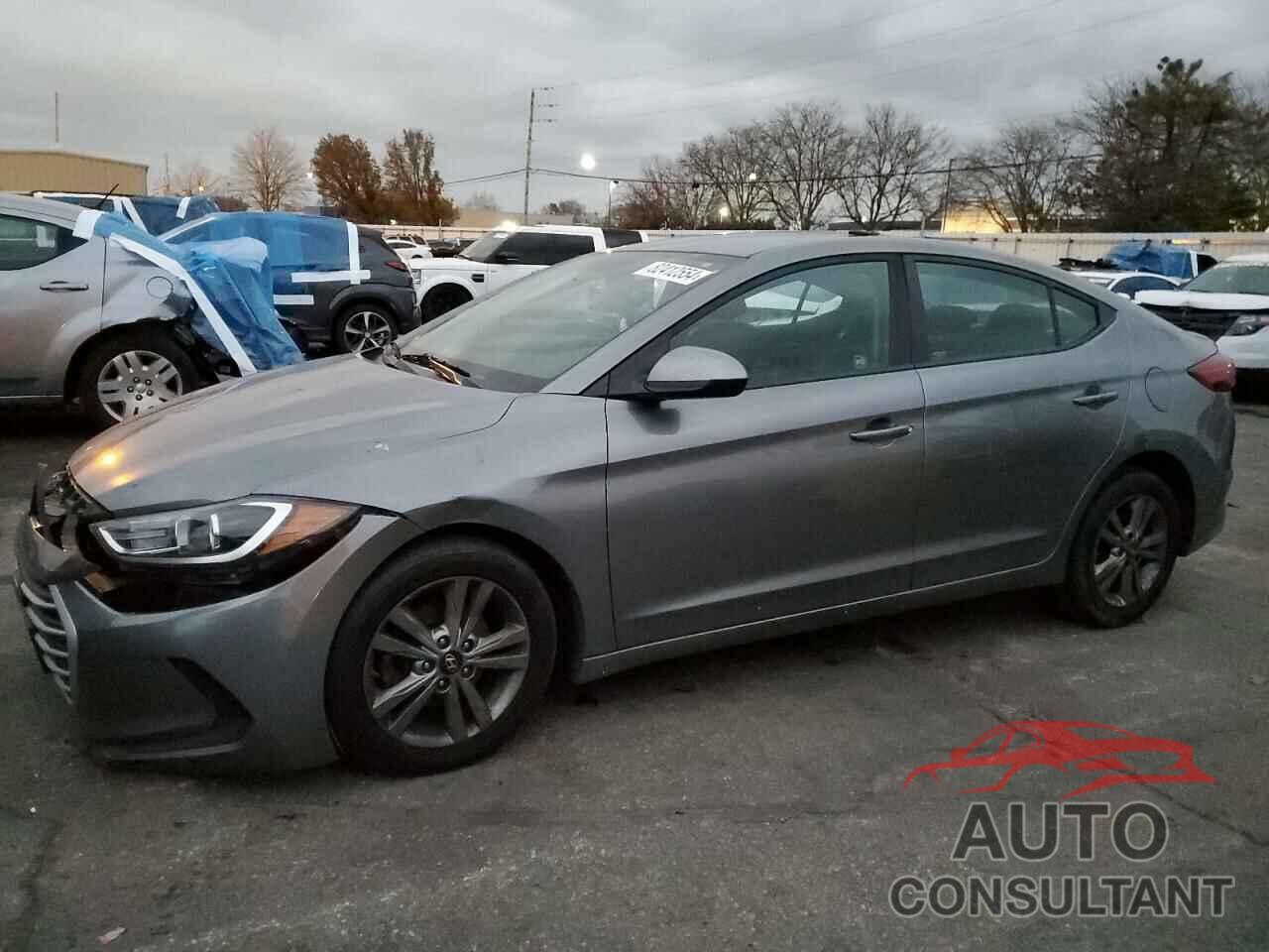 HYUNDAI ELANTRA 2018 - KMHD84LF3JU576401