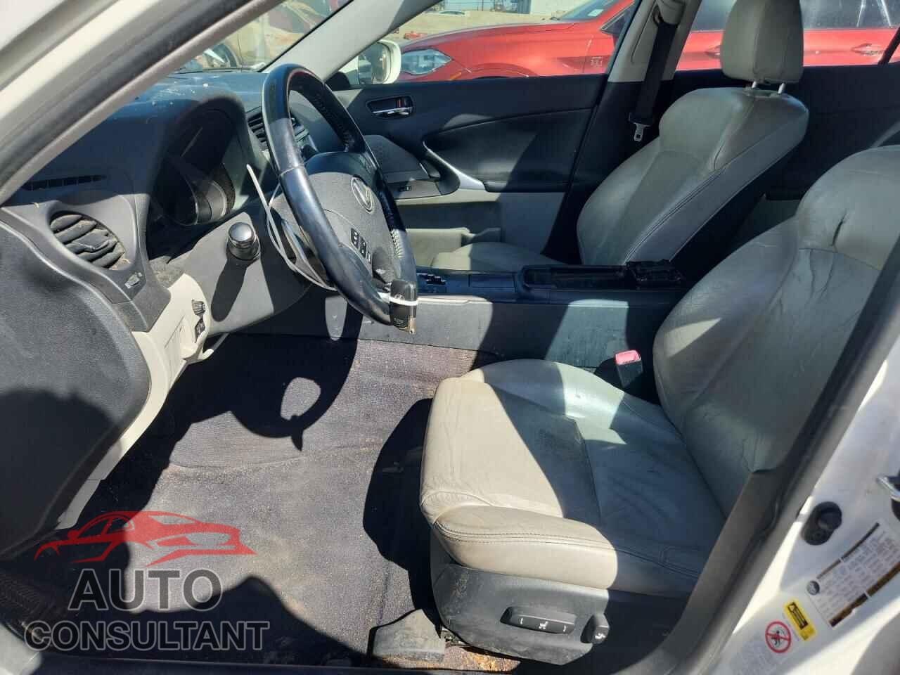 LEXUS IS 2010 - JTHBF5C21A5128090