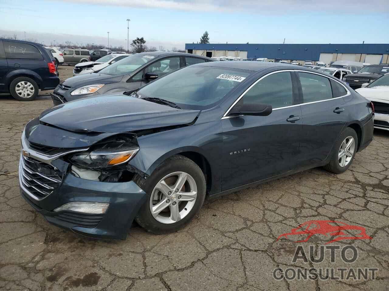 CHEVROLET MALIBU 2019 - 1G1ZB5ST1KF191183