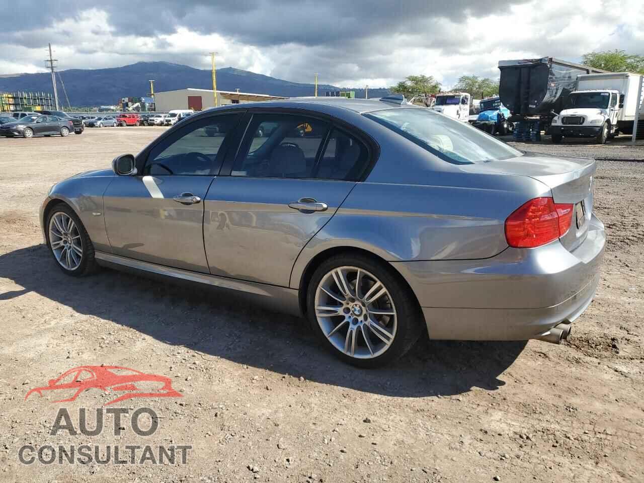 BMW 3 SERIES 2011 - WBAPH7C52BE851808