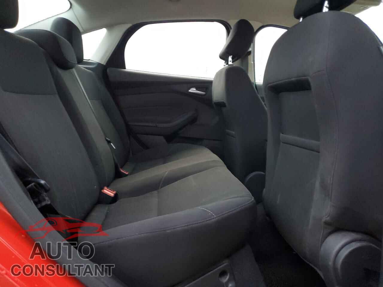 FORD FOCUS 2016 - 1FADP3F20GL350735