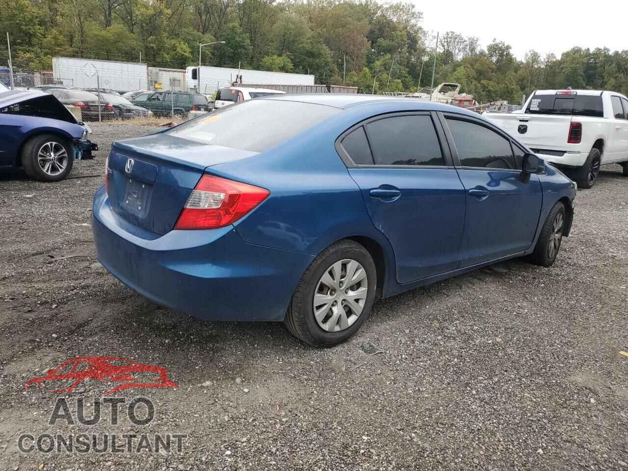 HONDA CIVIC 2012 - 2HGFB2F55CH556177