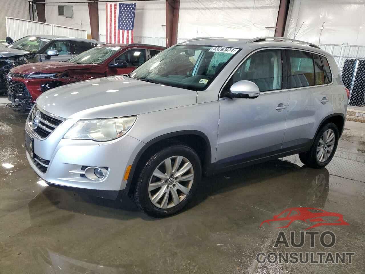 VOLKSWAGEN TIGUAN 2009 - WVGAV75N89W524389