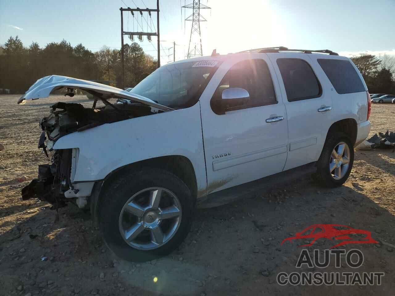CHEVROLET TAHOE 2013 - 1GNSCBE03DR340353