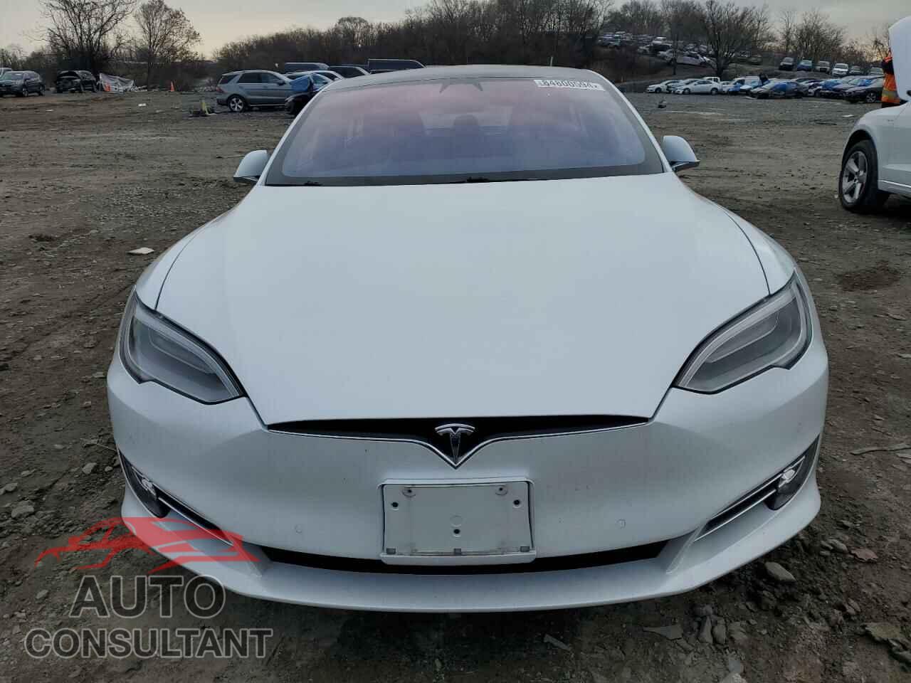 TESLA MODEL S 2018 - 5YJSA1E27JF260470