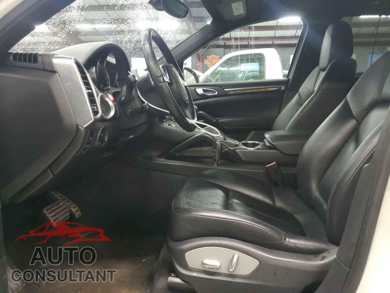 PORSCHE CAYENNE 2011 - WP1AB2A22BLA54801
