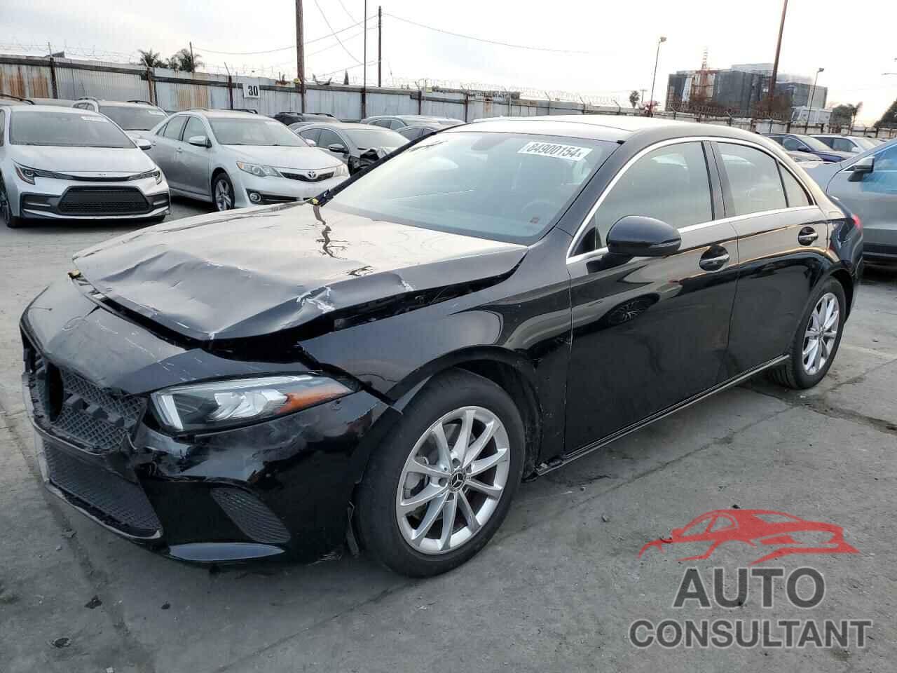 MERCEDES-BENZ A-CLASS 2019 - WDD3G4EB8KW021243