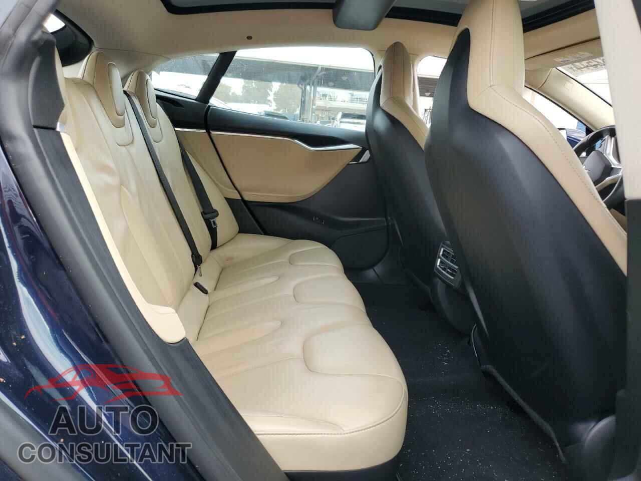TESLA MODEL S 2013 - 5YJSA1CP8DFP21128