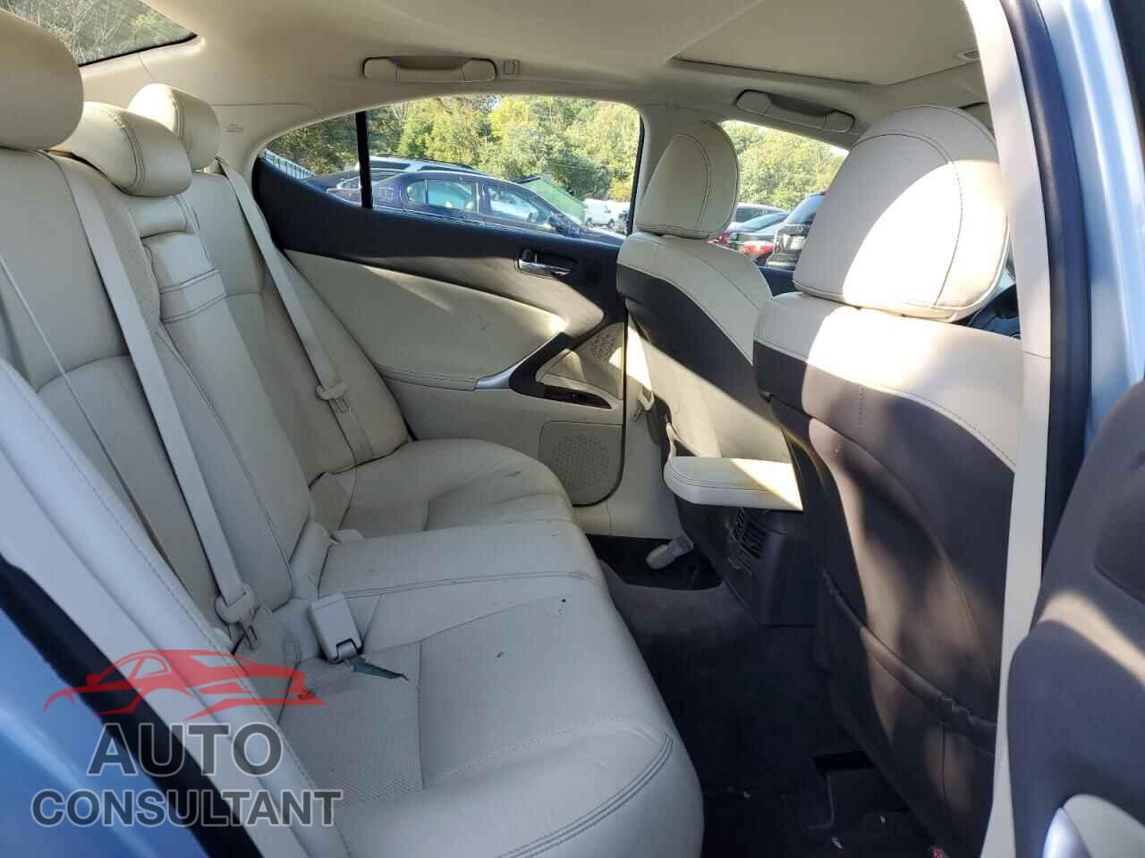 LEXUS IS 2012 - JTHCF5C28C5054156