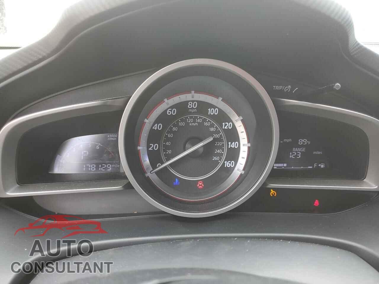 MAZDA 3 2015 - JM1BM1W78F1240357