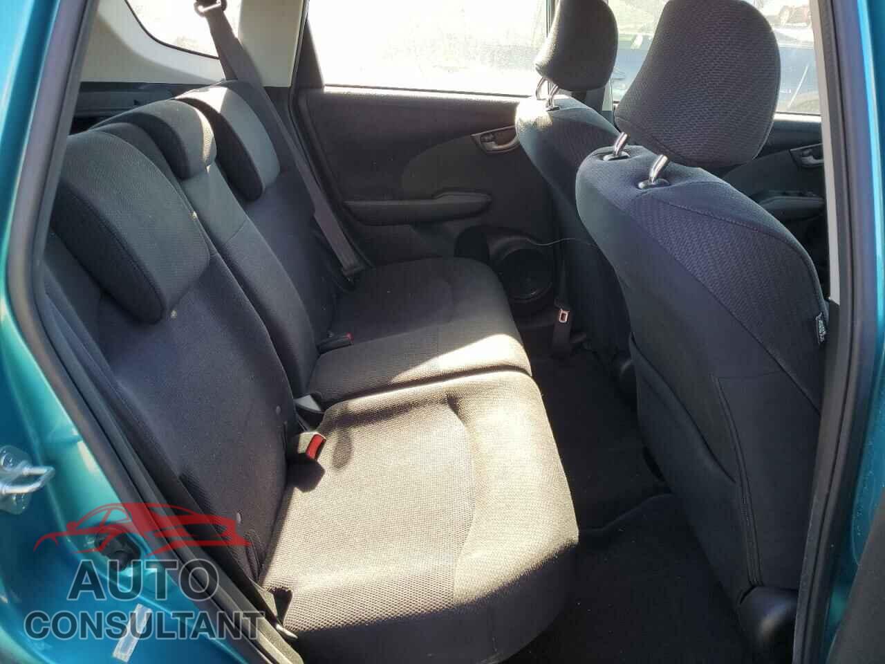 HONDA FIT 2013 - JHMGE8H56DC054386