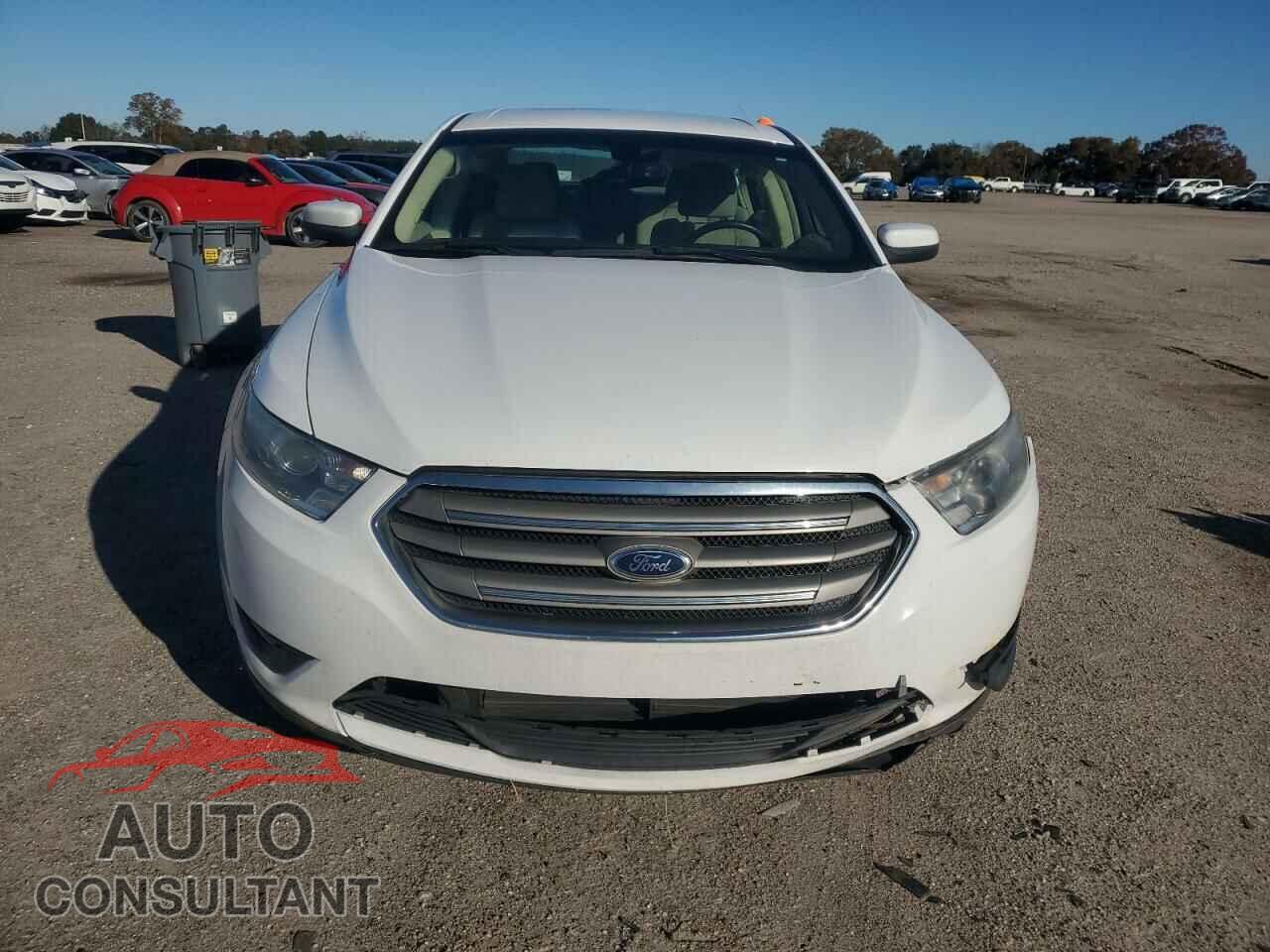FORD TAURUS 2014 - 1FAHP2E81EG116563