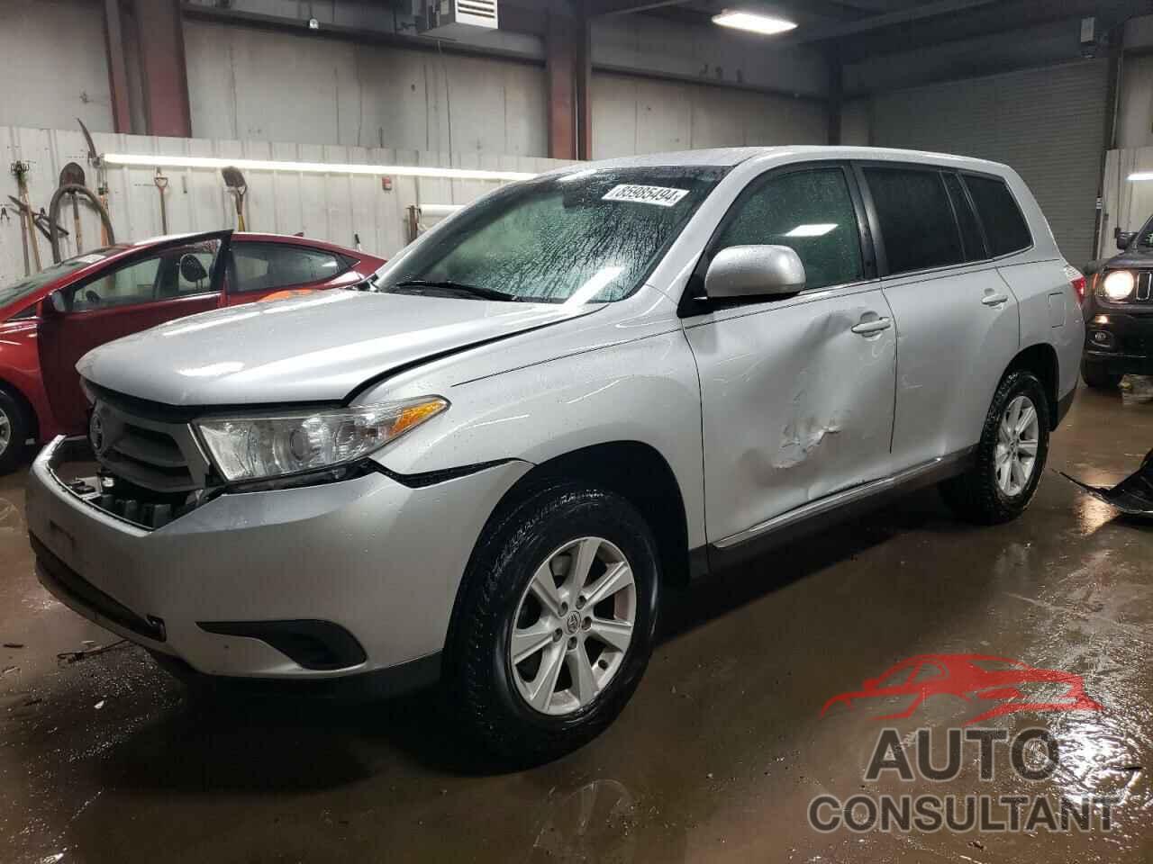 TOYOTA HIGHLANDER 2013 - 5TDBK3EH2DS239152