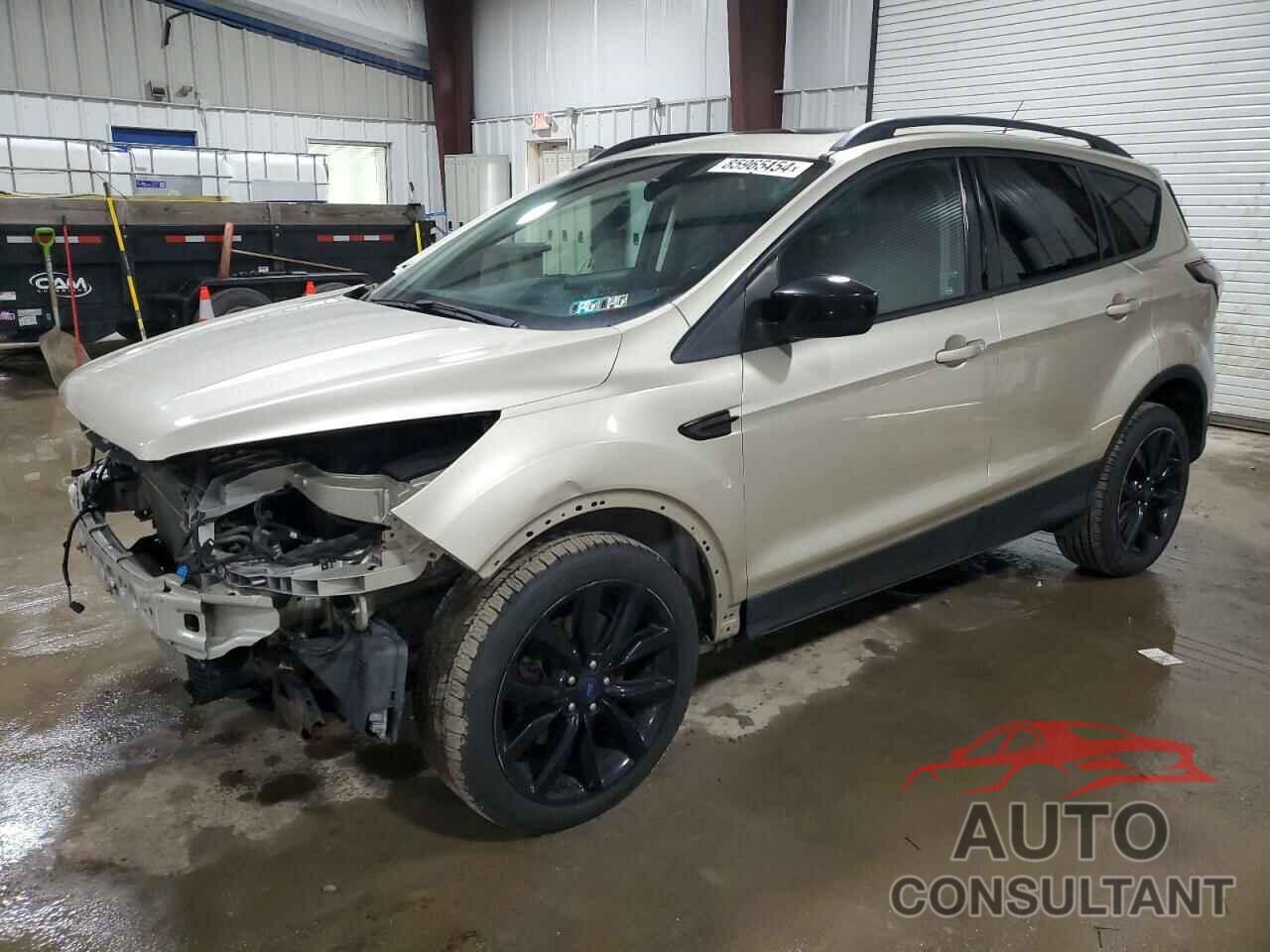 FORD ESCAPE 2017 - 1FMCU9G95HUC32782
