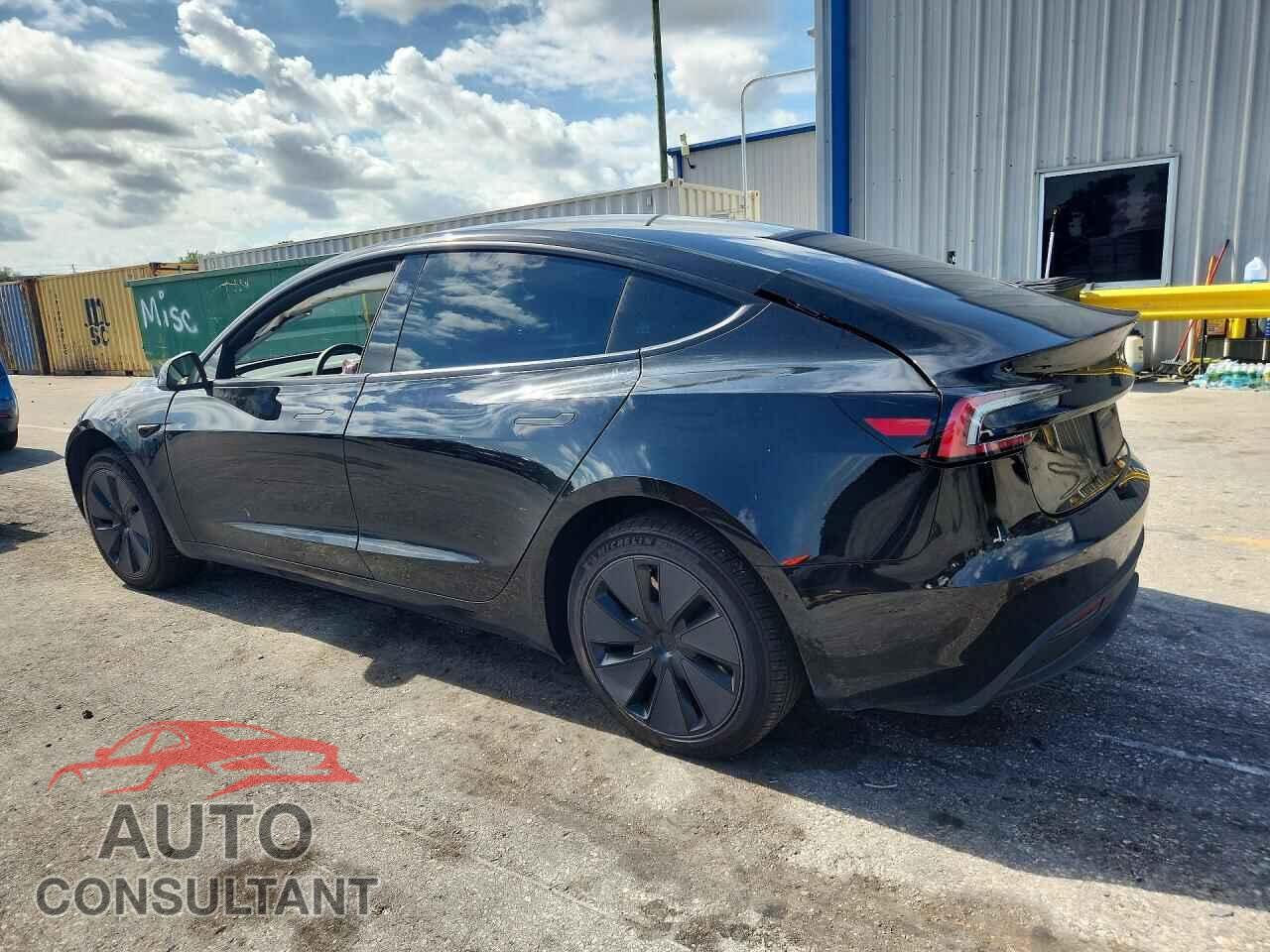 TESLA MODEL 3 2026 - 5YJ3E1EA8TF155455
