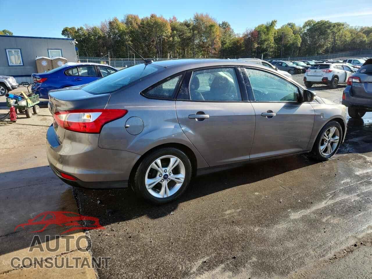 FORD FOCUS 2014 - 1FADP3F23EL257575