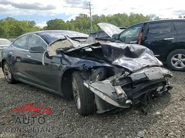 TESLA MODEL S 2012 - 5YJSA1DP8CFP02351