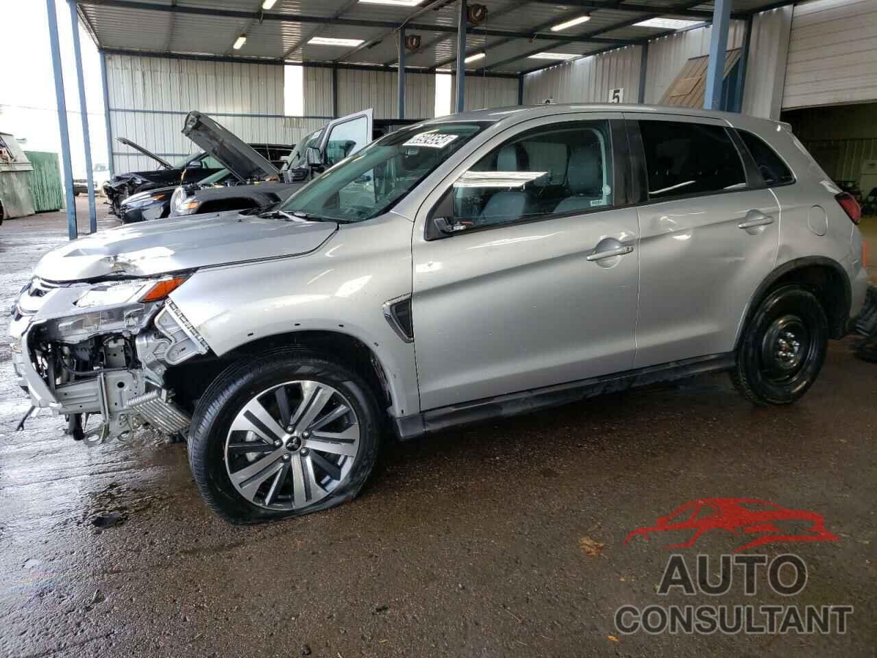 MITSUBISHI OUTLANDER 2023 - JA4ARUAU7PU015935