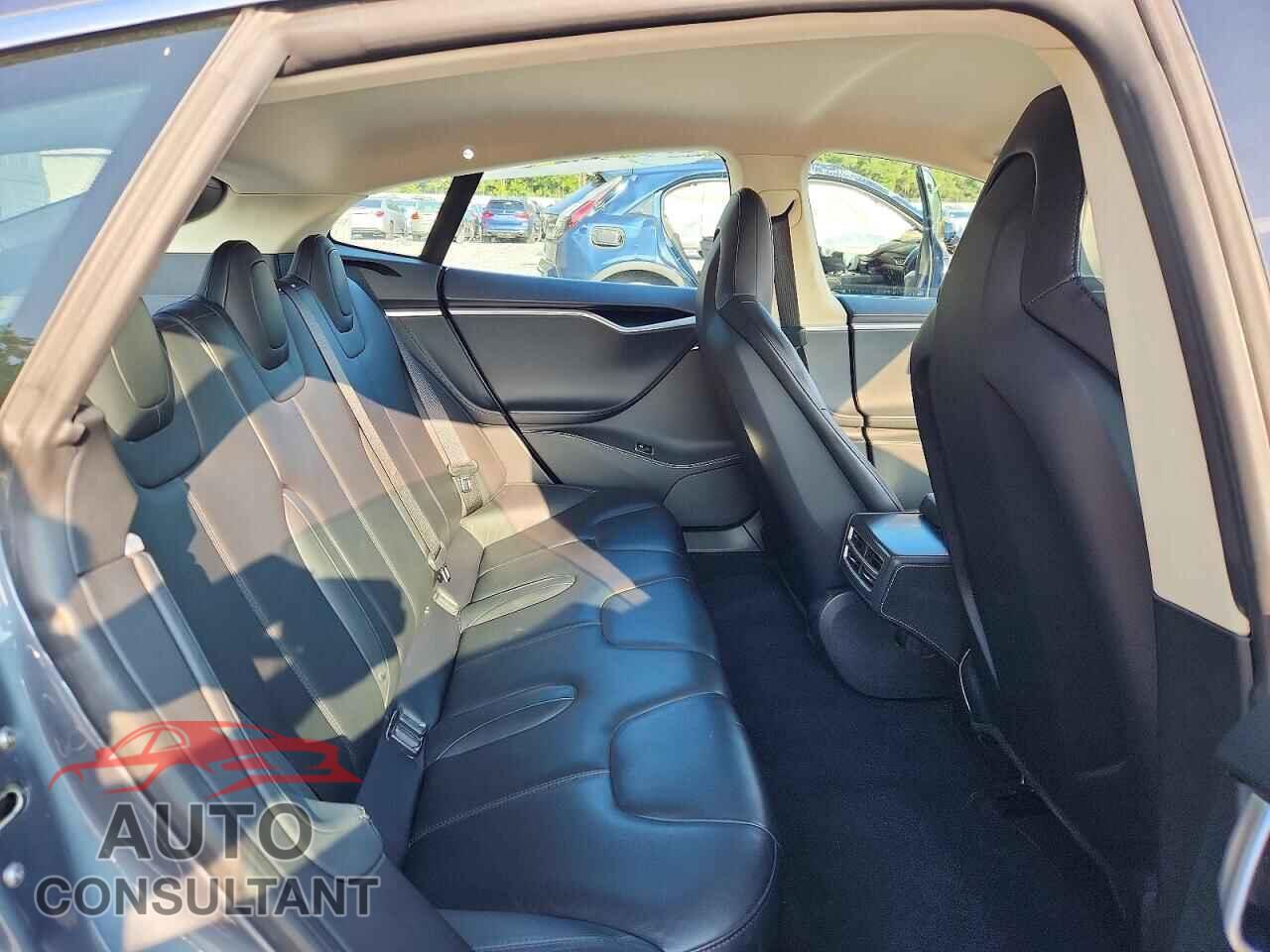 TESLA MODEL S 2013 - 5YJSA1CP0DFP23682