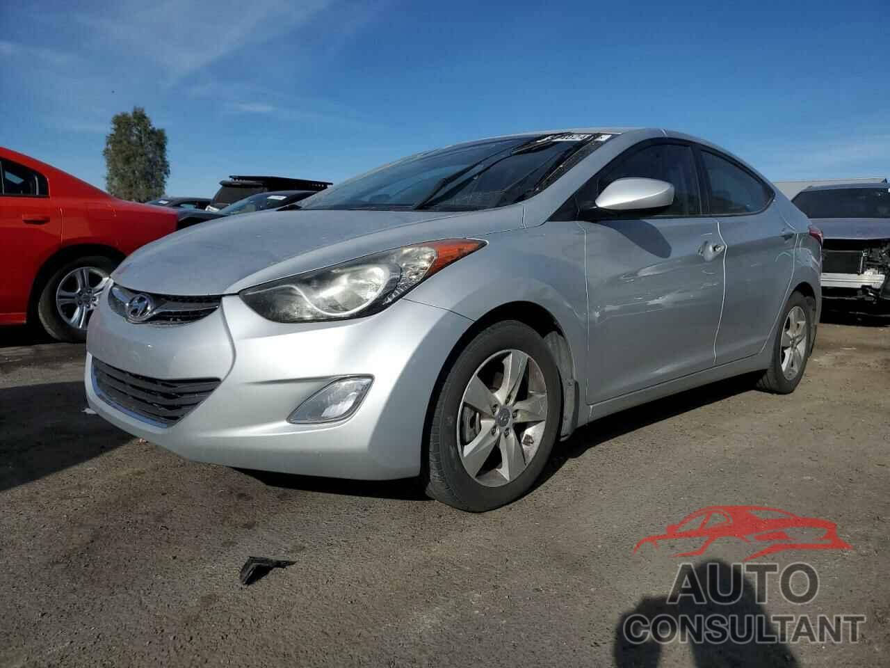HYUNDAI ELANTRA 2013 - KMHDH4AE9DU946247