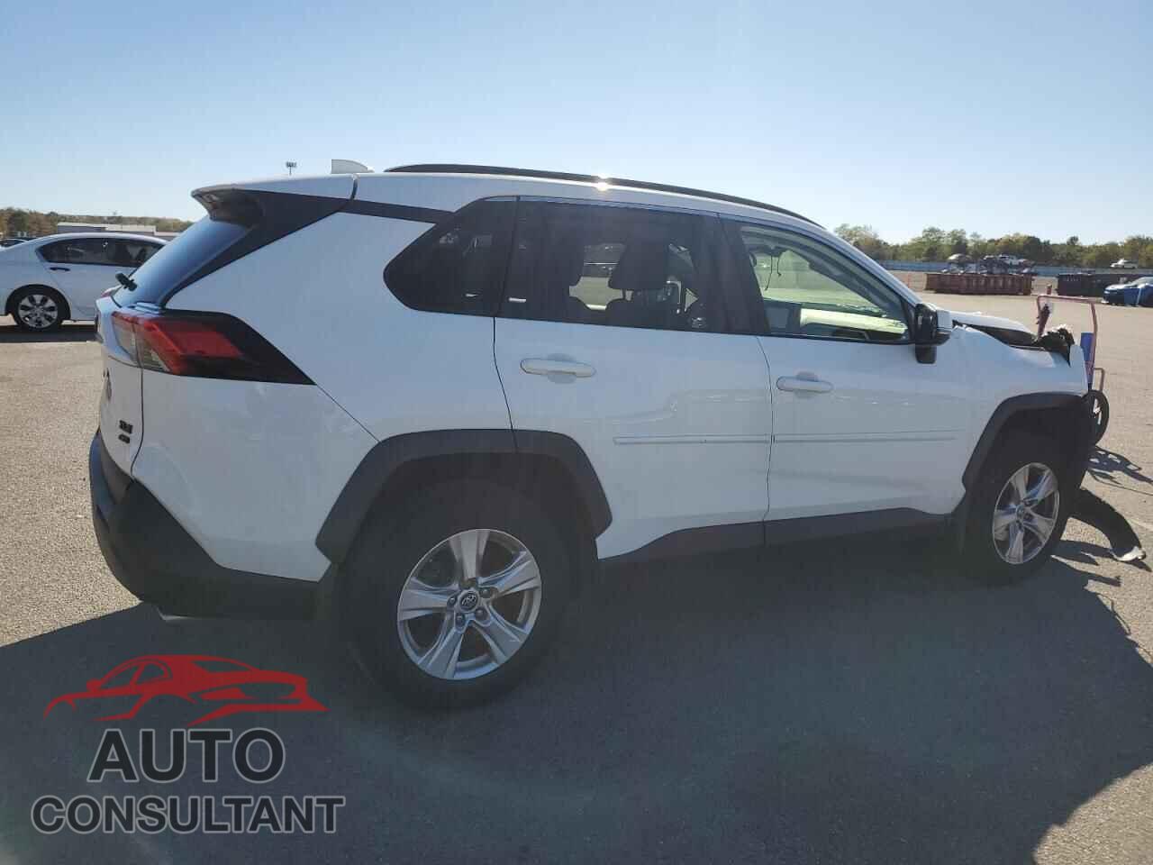 TOYOTA RAV4 2019 - JTMP1RFV2KD020426
